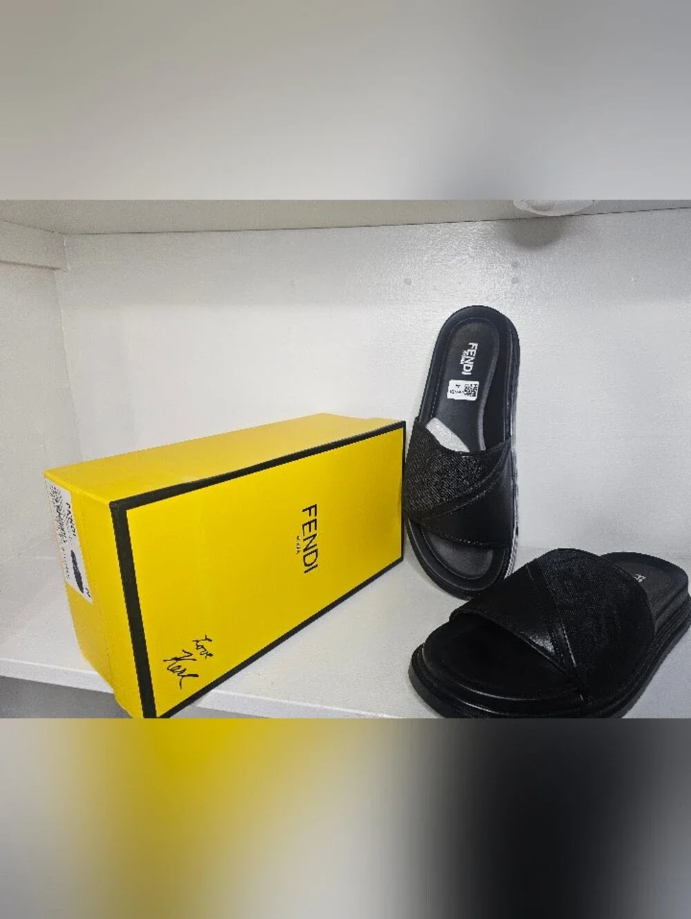 Fendi Black Men’s Crossover Strap Slide Sandals